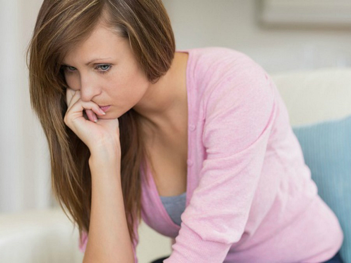 Как быстро и безопасно вызвать месячные в домашних условиях?