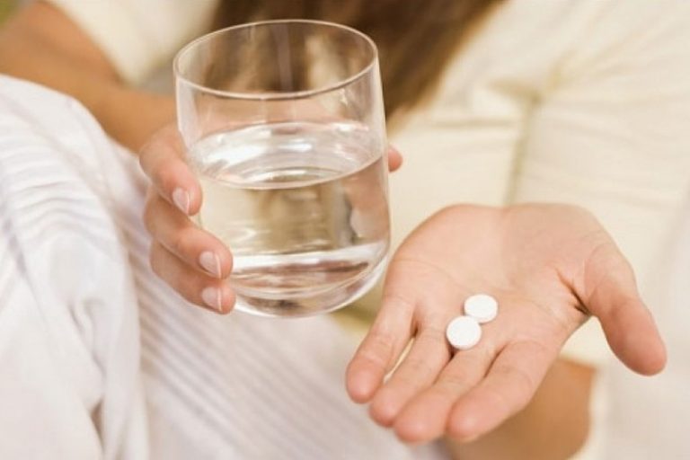 Особенности использования Дициона при месячных