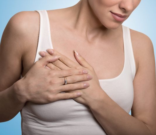 Куда обратиться с проблемами в области грудных желез?