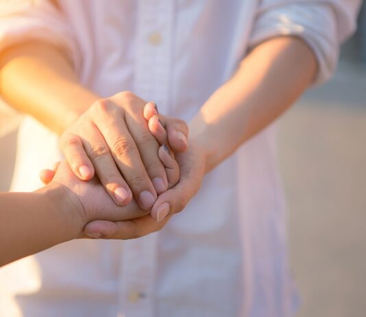 Озон занимается благотворительностью: внесите свой вклад в общее дело