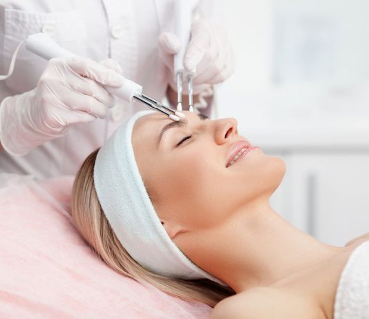 Роль косметологии в жизни современных девушек