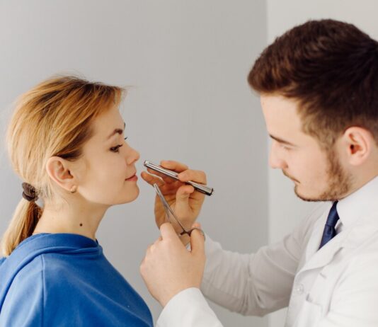 Специалист ЛОР: основные направления работы и помощь пациентам