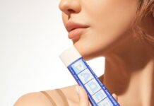 Спасение от первых признаков старения: выбираем недорогое аптечное средство